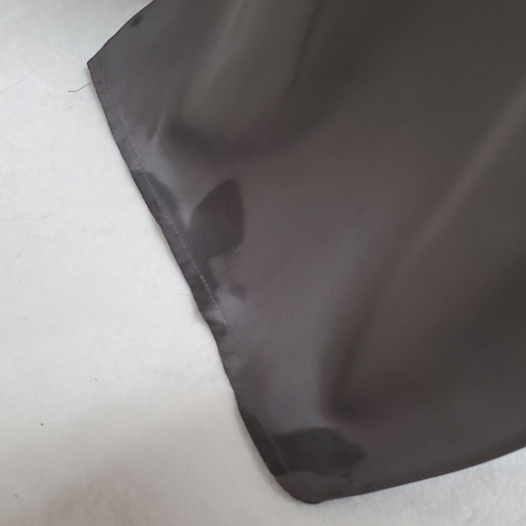 Vera Wang White Charcoal Satin Crepe One-Shoulder Belted Side Slit Formal Gown 8 - Picture 16 of 16